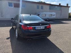 Grau Gebraucht 2009 BMW 730 Limousine | 12.000 € (Guter Preis)