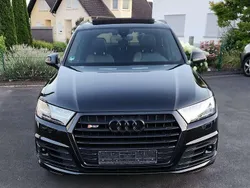 Orcaschwarz/deep black Gebraucht 2017 Audi SQ7 SUV | 45.900 € (Fairer Preis)