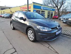 Grau Gebraucht 2018 VW Golf VII Limousine | 12.800 € (Fairer Preis)