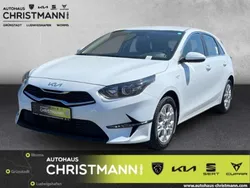 Weiß Neu 2025 Kia Ceed Comfort Limousine | 24.980 € (Guter Preis)