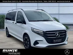 Bergkristallweiß (weiß) Gebraucht 2024 Mercedes Vito Van / Kleinbus | 64.775 €