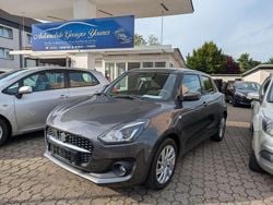 Grau Gebraucht 2024 Suzuki Swift Comfort+ Kleinwagen | 15.900 € (Fairer Preis)