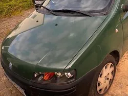 Grün Gebraucht 2000 Fiat Punto Kleinwagen | 950 € (Guter Preis)