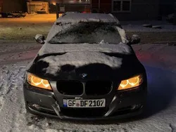 Grau Gebraucht 2011 BMW 318 M Sport Kombi | 8.900 € (Teuer)