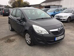 Grau Gebraucht 2013 Opel Meriva Edition Van / Kleinbus | 3.399 € (Guter Preis)