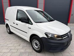 Weiß Gebraucht 2016 VW Caddy Van / Kleinbus | 10.591 € (Fairer Preis)