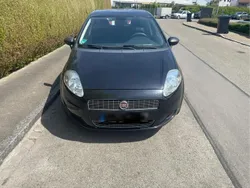 Schwarz Gebraucht 2010 Fiat Grande Punto Kleinwagen | 2.690 € (Fairer Preis)