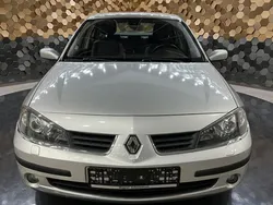 Platingrau Gebraucht 2006 Renault Laguna II Dynamique Limousine | 5.500 €