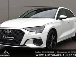 Weiß Gebraucht 2021 Audi A3 S-Line Limousine | 28.600 € (Fairer Preis)