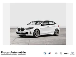 Weiß Gebraucht 2022 BMW M135 M Sport Kleinwagen | 35.970 € (Fairer Preis)