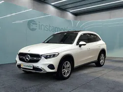 Weiß Gebraucht 2023 Mercedes GLC220 SUV | 52.449 € (Guter Preis)