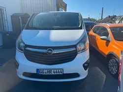 Weiß Gebraucht 2017 Opel Vivaro Van | 18.300 €