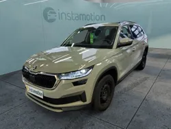 Grau Gebraucht 2022 Skoda Kodiaq Tour SUV | 36.750 € (Etwas zu teuer)