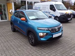 Morgenbrisenblau Gebraucht 2022 Dacia Spring Comfort Plus Kleinwagen | 11.990 € (Fairer Preis)