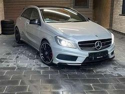 Grau Gebraucht 2013 Mercedes 180 Sportline Limousine | 11.999 € (Teuer)