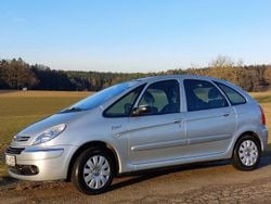 Silber Gebraucht 2005 Citroën Xsara Picasso Van / Kleinbus | 3.300 € (Teuer)