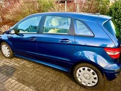Blau Gebraucht 2009 Mercedes B200 Van / Kleinbus | 2.500 € (Superpreis)