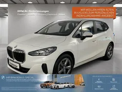 Weiß Gebraucht 2024 BMW 218 Active Tourer Luxury Line Van / Kleinbus | 29.480 € (Superpreis)