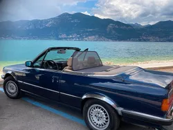 Blau Gebraucht 1989 BMW 320 Cabriolet Cabrio | 22.000 €