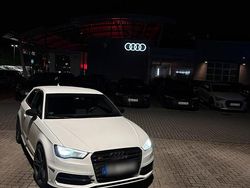 Weiß Gebraucht 2014 Audi S3 Sportback Kleinwagen | 15.600 €