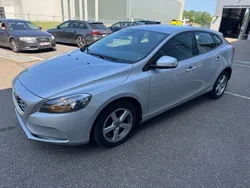 Silber Gebraucht 2016 Volvo V40 Kinetic Kombi | 7.299 € (Guter Preis)