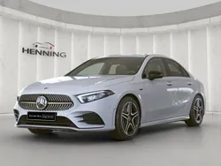 Weiß Gebraucht 2020 Mercedes A250 Business Kleinwagen | 28.880 € (Teuer)