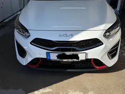 Weiß Gebraucht 2023 Kia ProCeed Kleinwagen | 30.850 € (Fairer Preis)