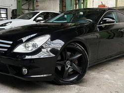 Schwarz Gebraucht 2006 Mercedes CLS350 AMG Coupé | 15.990 € (Teuer)