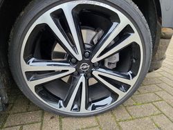 Schwarz metallic Gebraucht 2023 Opel Insignia Ultimate Kombi | 29.830 € (Teuer)