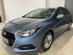 Blau Gebraucht 2015 Hyundai i40 Trend Kombi | 11.490 € (Guter Preis)