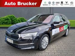 Schwarz Gebraucht 2024 Skoda Octavia Selection Kombi | 45.880 €