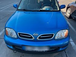 Blau Gebraucht 2000 Nissan Micra Kleinwagen | 2.250 € (Etwas zu teuer)
