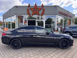Black sapphire metallic Gebraucht 2018 BMW 520 Sport Line Limousine | 16.490 € (Guter Preis)