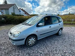 Silber Gebraucht 1999 Renault Scénic Van / Kleinbus | 1.450 € (Fairer Preis)