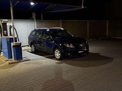 Blau Gebraucht 2015 Dacia Logan MCV Celebration Kombi | 4.699 € (Fairer Preis)