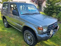 Grau Gebraucht 1999 Mitsubishi Pajero SUV | 5.980 €
