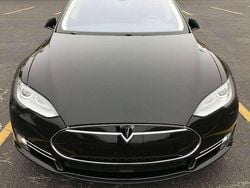 Schwarz Gebraucht 2015 Tesla Model S Limousine | 18.100 € (Guter Preis)