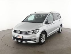 Grau Gebraucht 2017 VW Touran Comfortline Van / Kleinbus | 17.440 € (Fairer Preis)