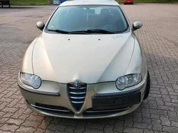 Grün Gebraucht 2004 Alfa Romeo 147 Kleinwagen | 2.500 €