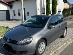 Grau Gebraucht 2011 VW Golf VI Comfortline Limousine | 5.700 € (Fairer Preis)