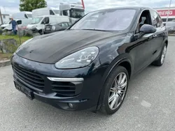 Blau Gebraucht 2016 Porsche Cayenne S SUV | 22.500 € (Guter Preis)