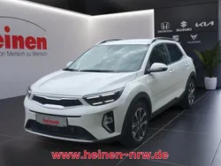 Weiss Gebraucht 2025 Kia Stonic Platinum SUV | 26.980 € (Etwas zu teuer)