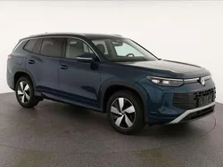 Nightshade blue metallic Neu 2025 VW Tayron Pro SUV | 44.084 € (Guter Preis)