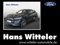 Grau Gebraucht 2022 Ford Mustang Mach-E Extended Range SUV | 41.490 € (Fairer Preis)