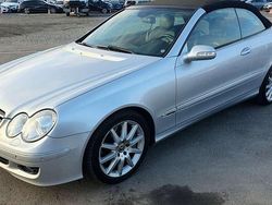 Iridiumsilber Gebraucht 2009 Mercedes CLK320 Avantgarde Edition Cabrio | 7.950 € (Fairer Preis)