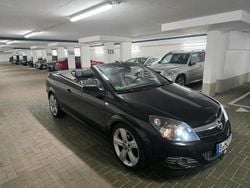Schwarz Gebraucht 2008 Opel Astra Cabriolet Cabrio | 5.900 € (Etwas zu teuer)