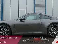 Grau Gebraucht 2024 Porsche 911 Carrera | 129.900 € (Guter Preis)