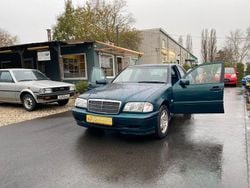 Grün Gebraucht 1998 Mercedes C180 Limousine | 2.800 € (Guter Preis)