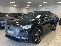 Schwarz Gebraucht 2024 Audi Q4 Sportback e-tron S-Line SUV | 44.000 € (Fairer Preis)