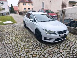 Weiß Gebraucht 2013 Seat Leon FR Limousine | 8.100 € (Etwas zu teuer)